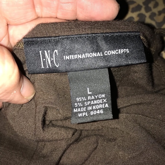 INC International Concepts size XL cocoa brown sleeveless V- neck with stretch - Picture 3 of 11